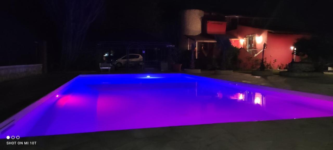 フロリーディア Casa Di Lu'ヴィラ エクステリア 写真