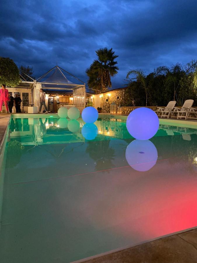 フロリーディア Casa Di Lu'ヴィラ エクステリア 写真